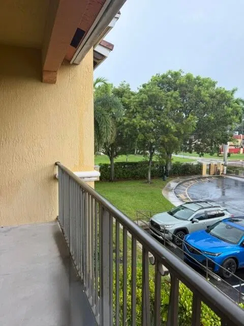 Unit 106 photo 3