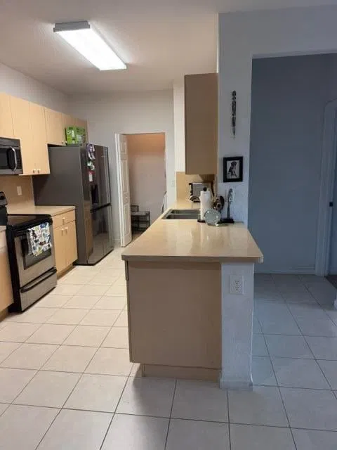Unit 106 photo 5