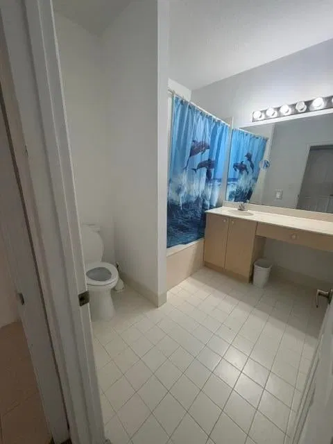 Unit 106 photo 10