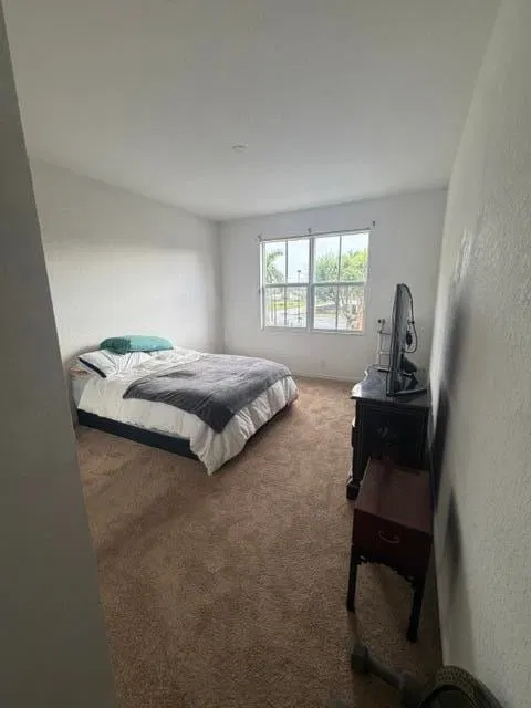 Unit 106 photo 11