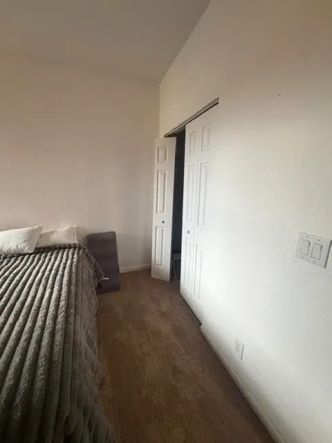 Unit 106 photo 15