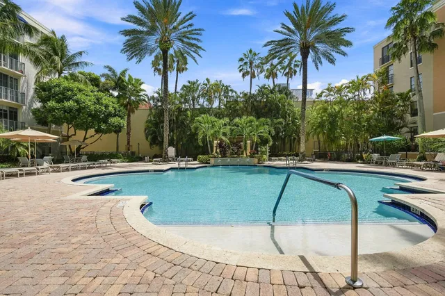 Courtyards in Cityplace Unit 412 photo 17