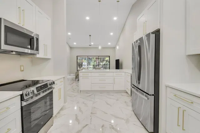 PGA National Palm Beach Gardens Unit 202 photo 5
