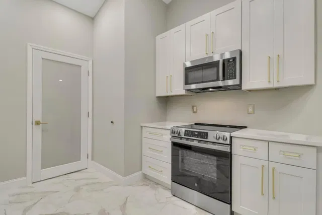 PGA National Palm Beach Gardens Unit 202 photo 17