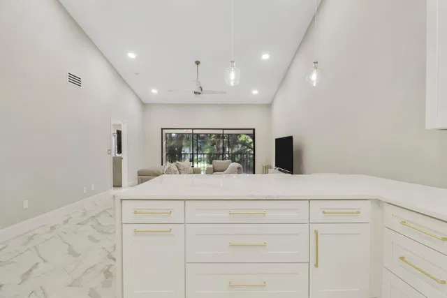 PGA National Palm Beach Gardens Unit 202 photo 18