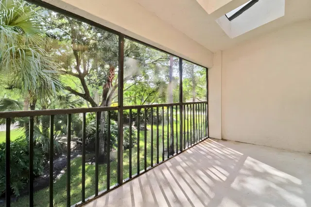 PGA National Palm Beach Gardens Unit 202 photo 24