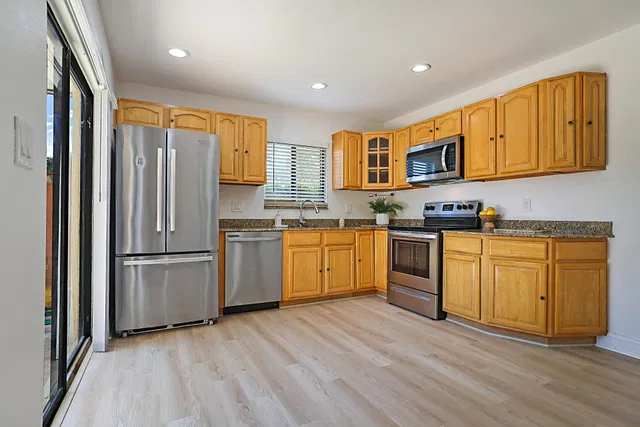 Residence photo 12
