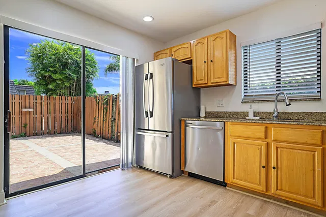 Residence photo 13