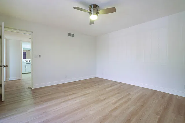 Residence photo 24