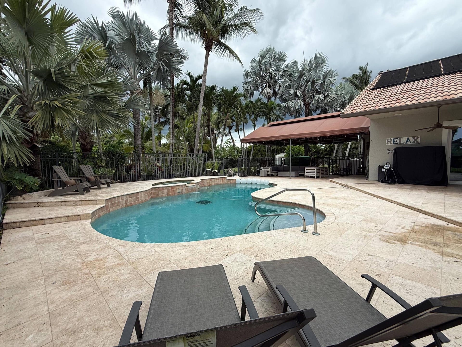 Paddock Park 1 Residence photo 23