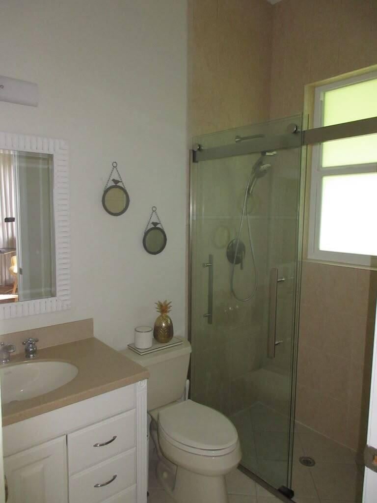 Paddock Park 1 Residence photo 31