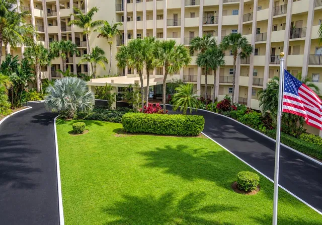South Palm Beach Unit 2050 photo 3