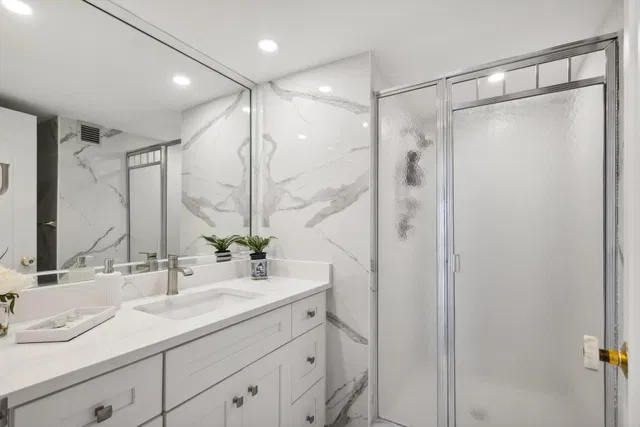 South Palm Beach Unit 2050 photo 30