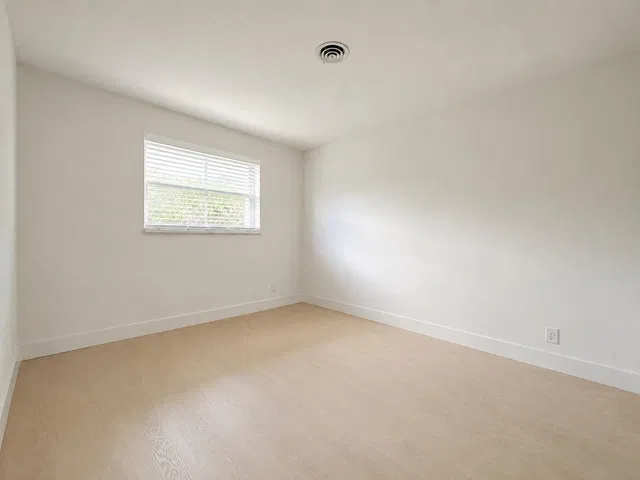Residence photo 10