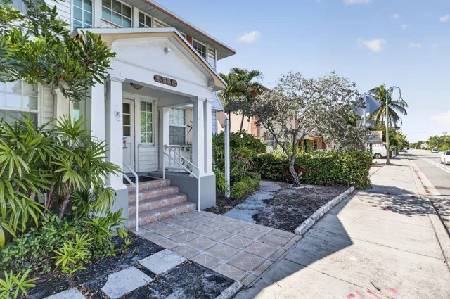 Unit 6 photo 3