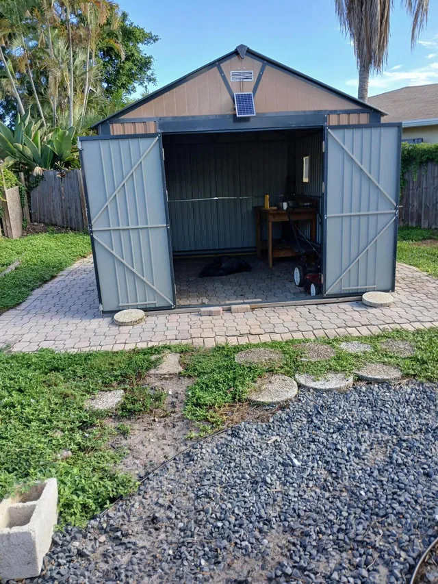  Residence photo 5