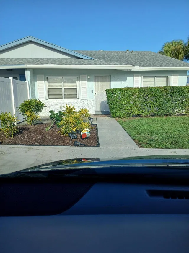  Residence photo 6