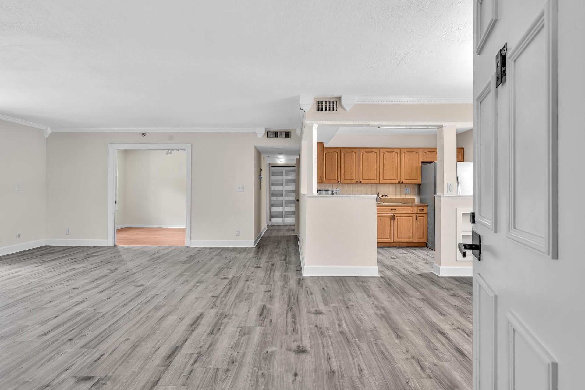 Unit 202 photo 21