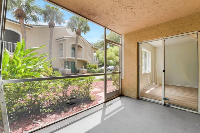 Unit 8106 photo 14