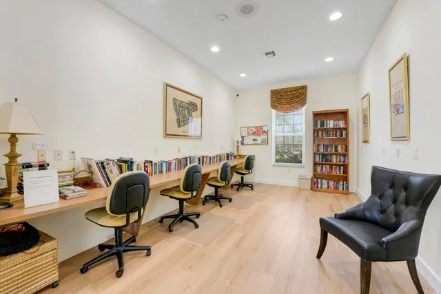 Unit 8106 photo 31