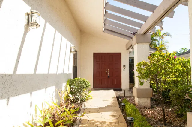 Boca Lago Country Club Homes Unit 21 photo 3