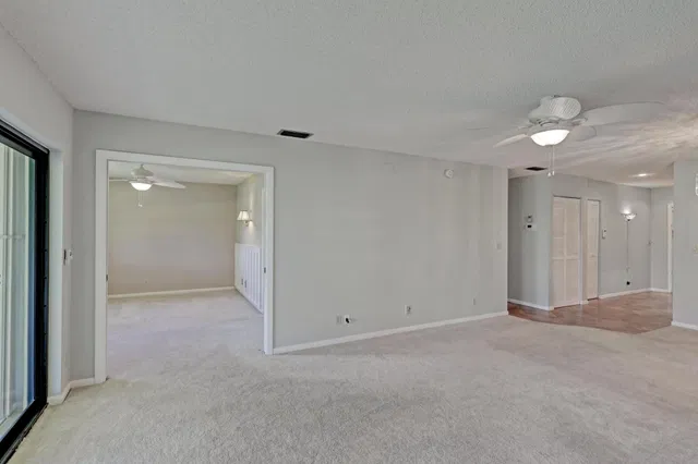  Unit 212d photo 8