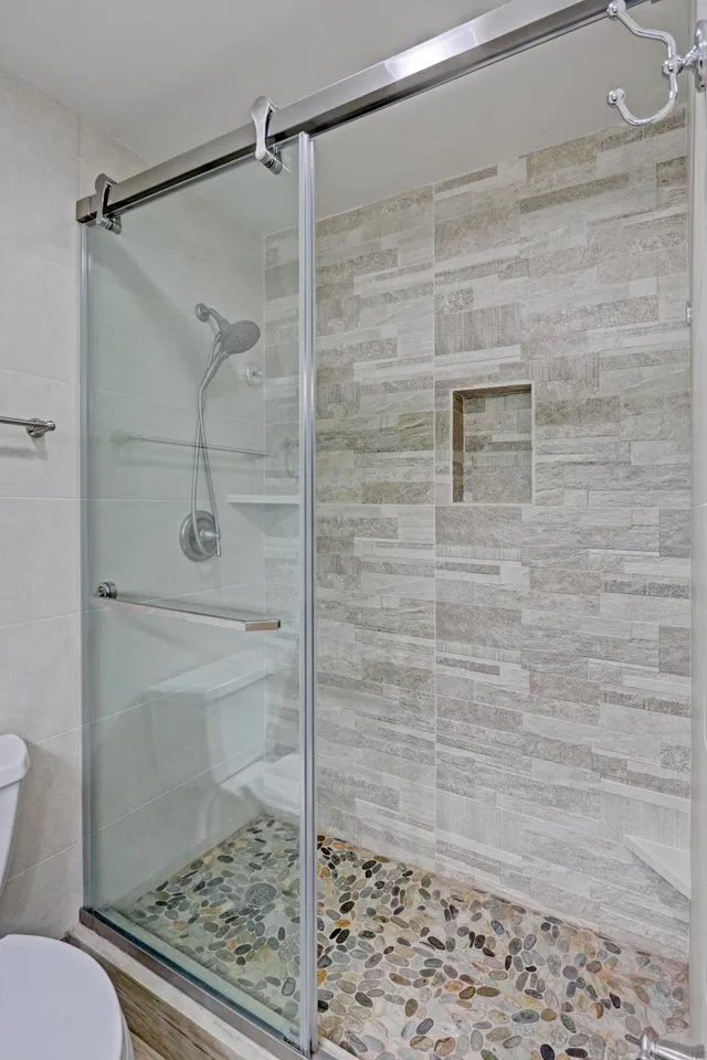  Unit 212d photo 25