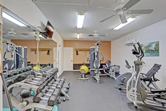  Unit 212d photo 39