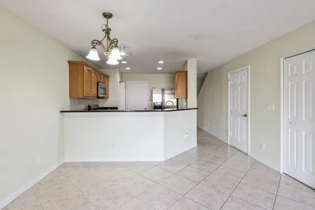 Residence photo 4