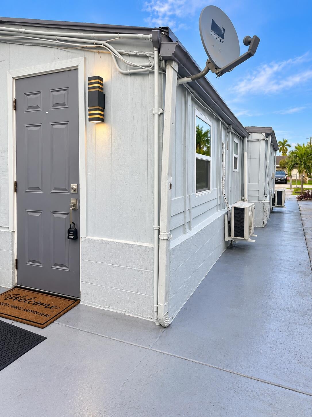 Residence photo 2