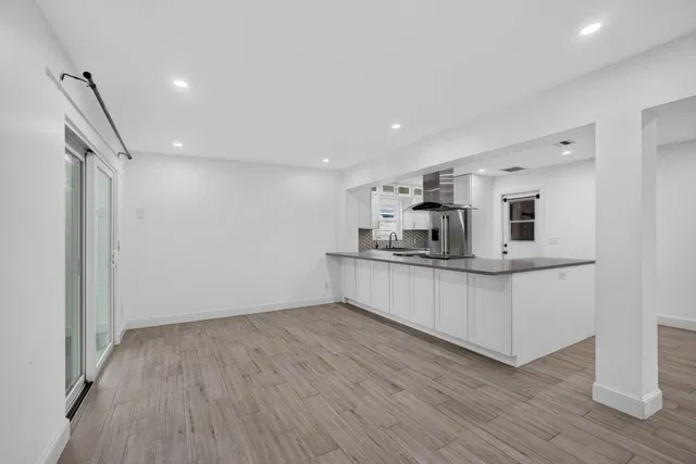  Residence photo 6