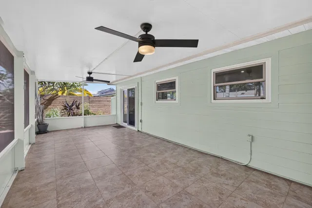  Residence photo 14