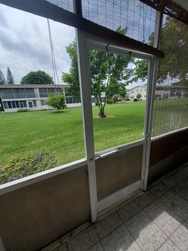 Residence photo 13