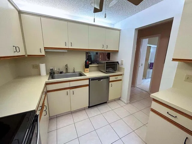 Residence photo 7