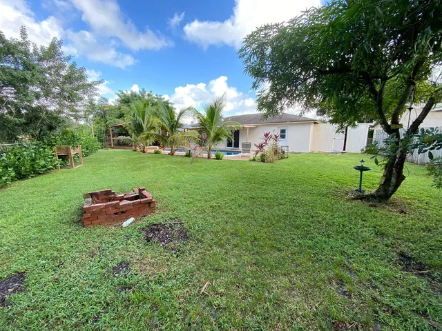  Residence photo 8