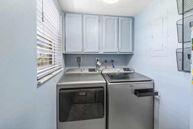 Unit 339 photo 21