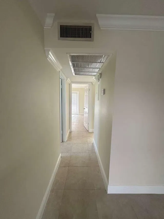  Residence photo 4