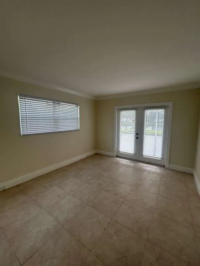  Residence photo 6