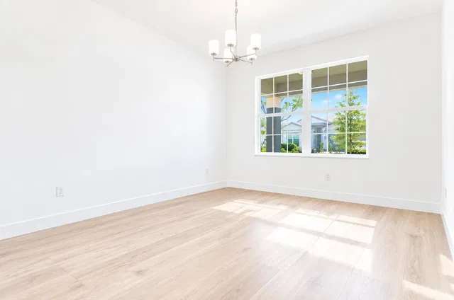  Residence photo 18