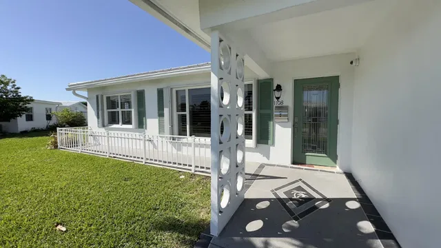 Residence photo 5