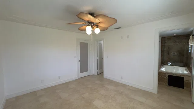 Residence photo 24