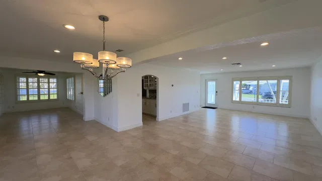 Residence photo 29