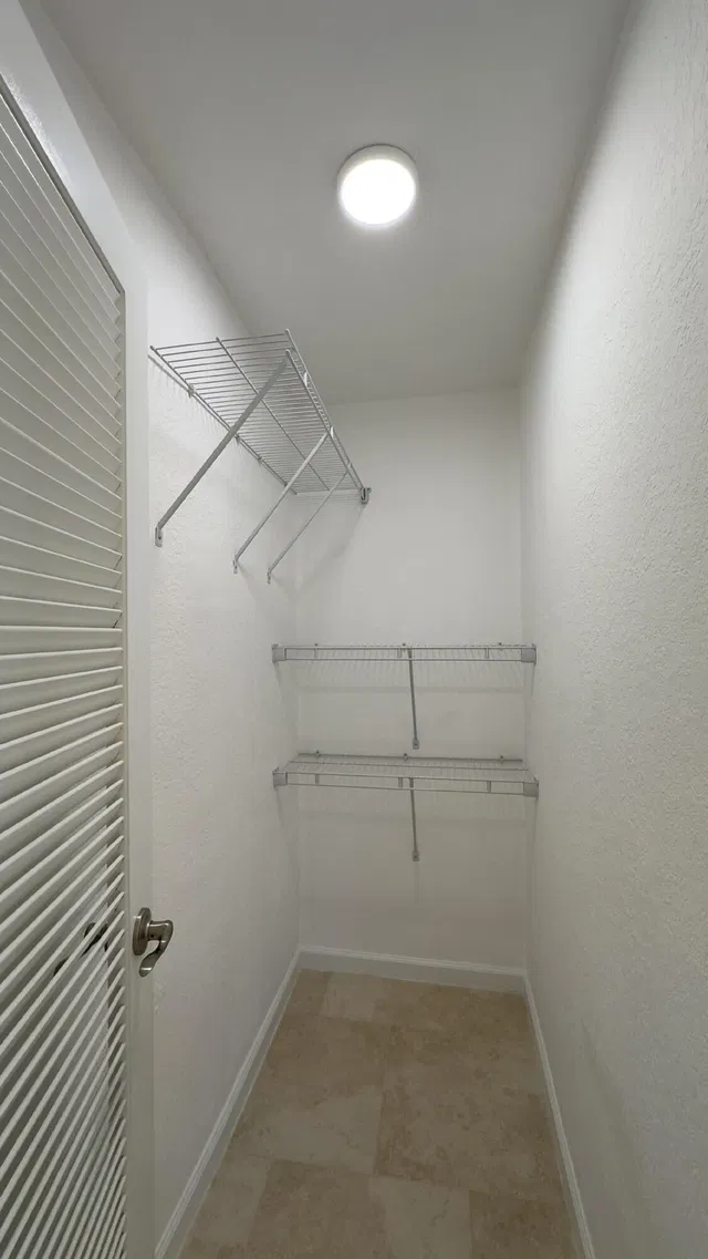 Residence photo 38