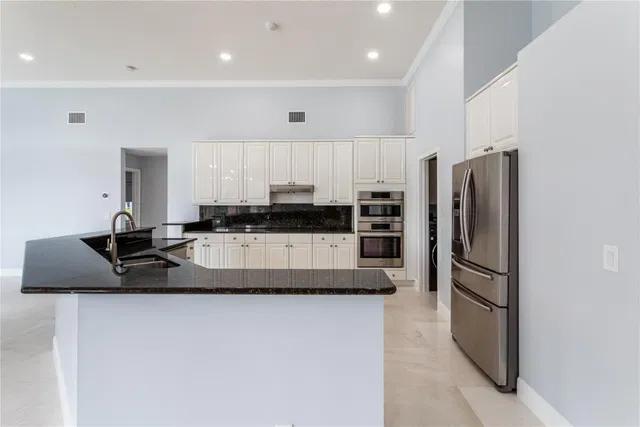 Residence photo 17