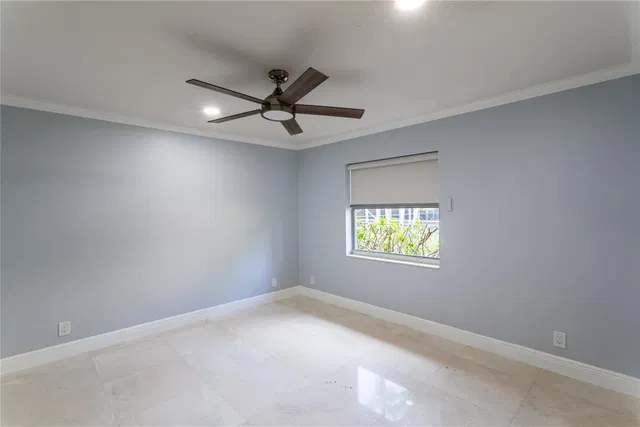 Residence photo 35