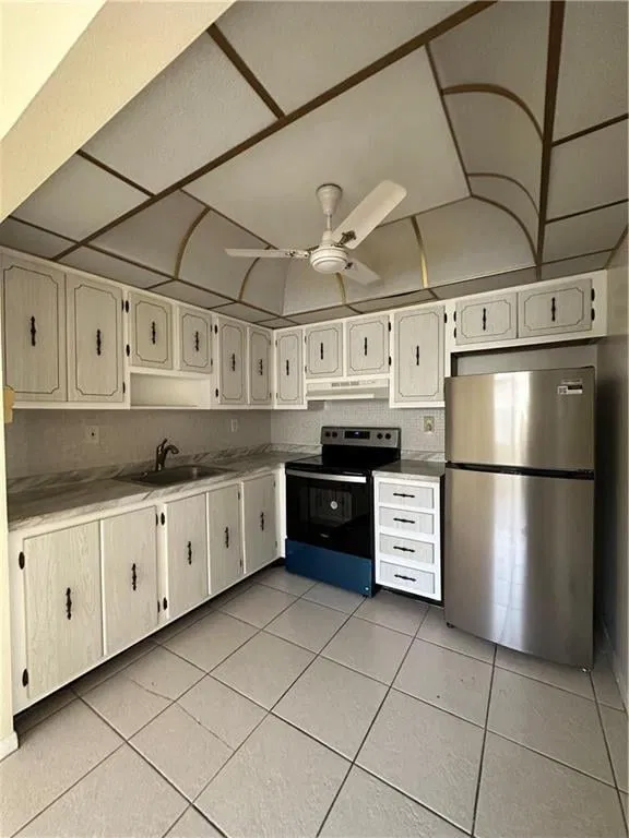 Residence photo 3