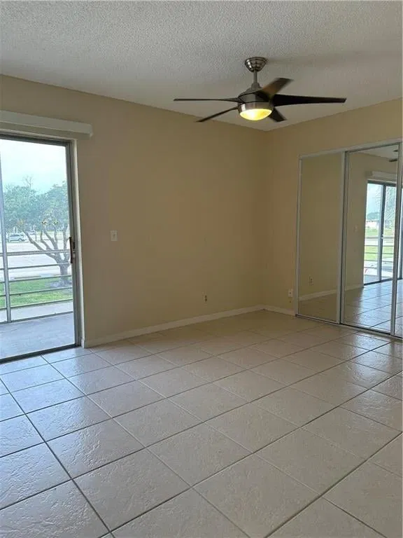 Residence photo 7
