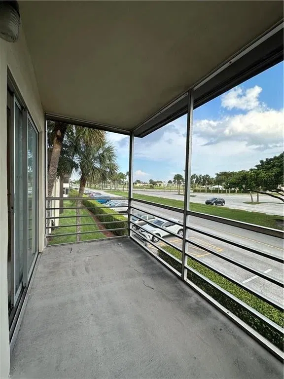 Residence photo 11