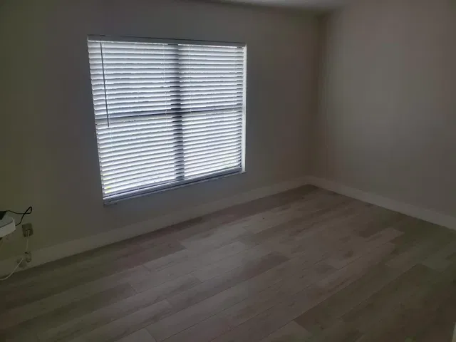 Residence photo 22