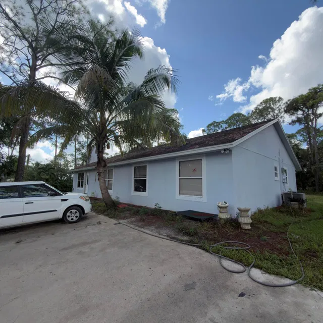 Residence photo 53